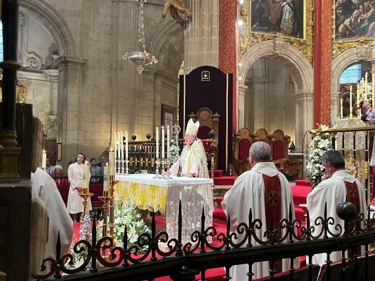 Clausura de la Octava del Corpus en la Catedral de Guadix: Fe y Tradición